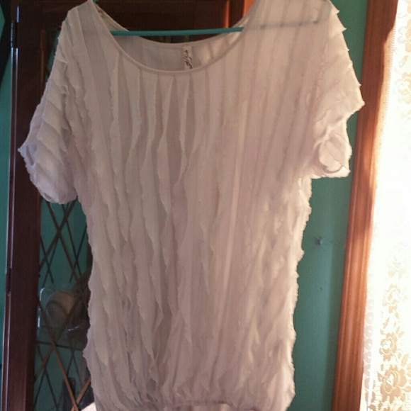 White tshirt with sheer detailing