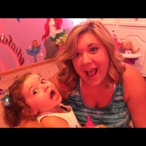 Meet your Posher, Shandele