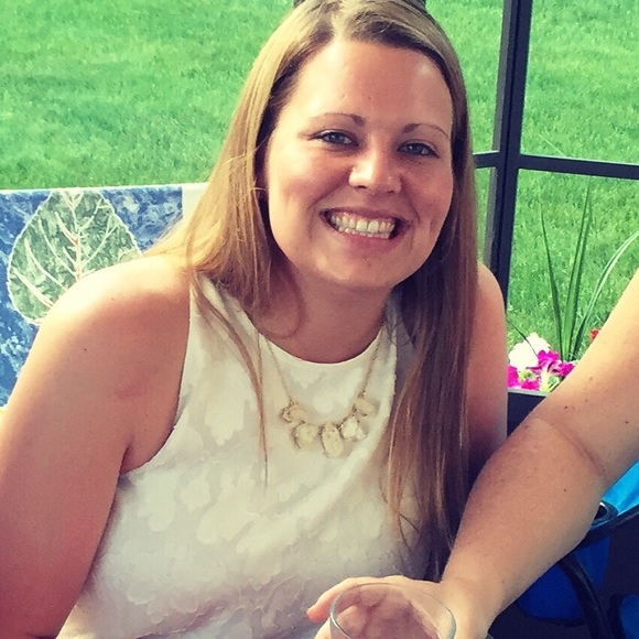 Meet your Posher, Meredith - Picture 1 of 1