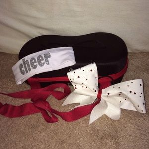 Nfinity case and bow and headband!!!