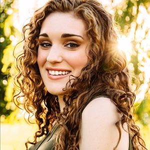 Meet your Posher, Marissa