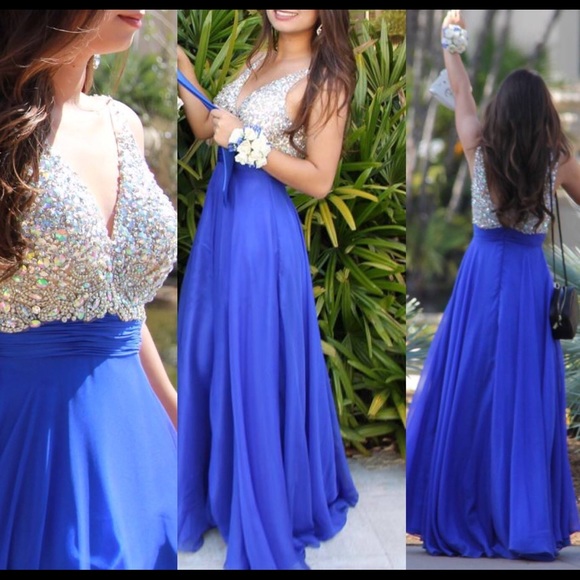 Dresses & Skirts - Prom dress