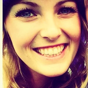 Meet your Posher, Liz