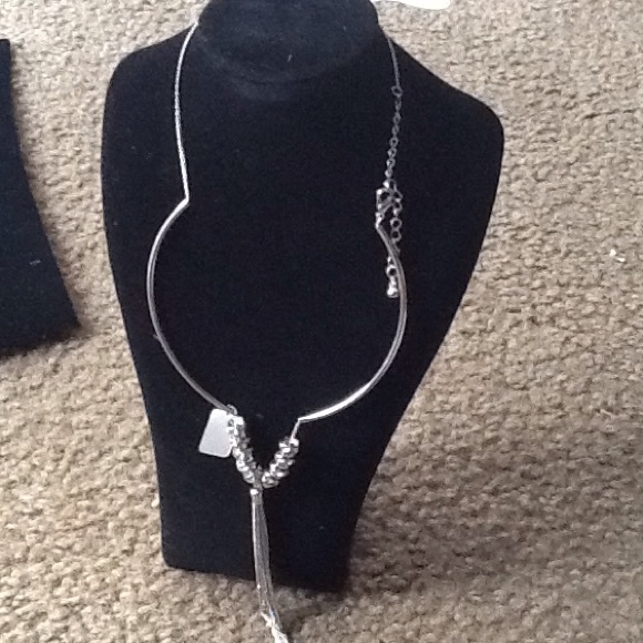 Chic Silver Necklace