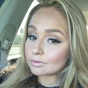 Meet your Posher, Cendy