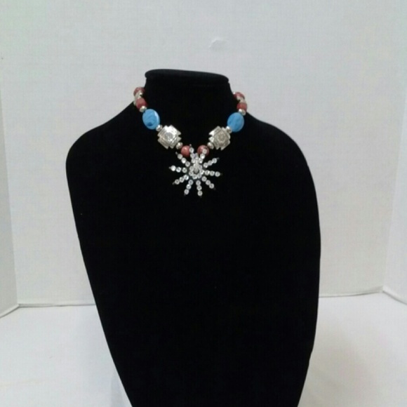 Jewelry - Picture 3 of 4