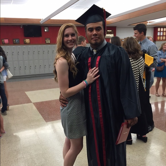 Meet your Posher, Alexis - Picture 1 of 1