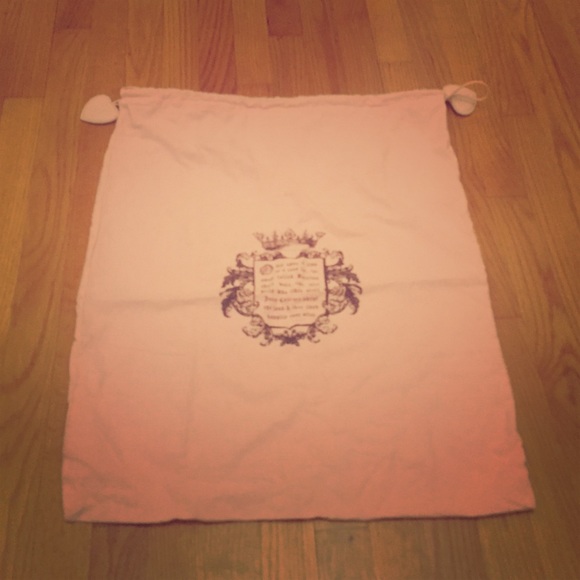 Juicy dust bag