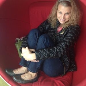 Meet your Posher, Stacie