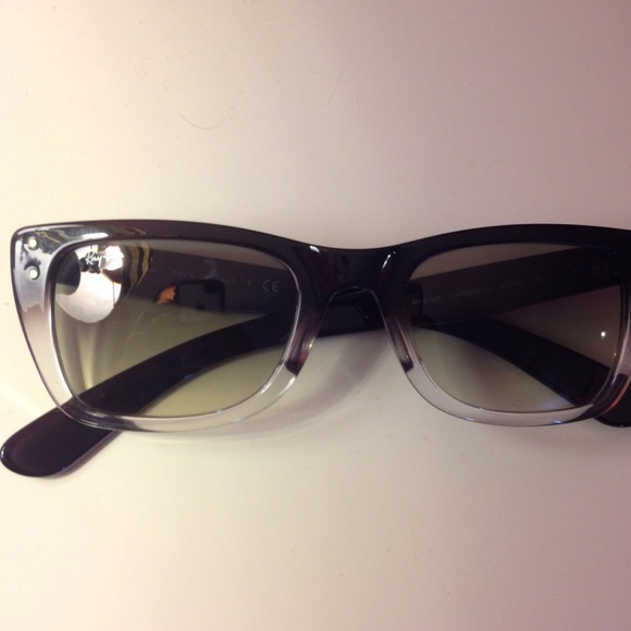 Authentic Ray-bans! - Picture 2 of 3