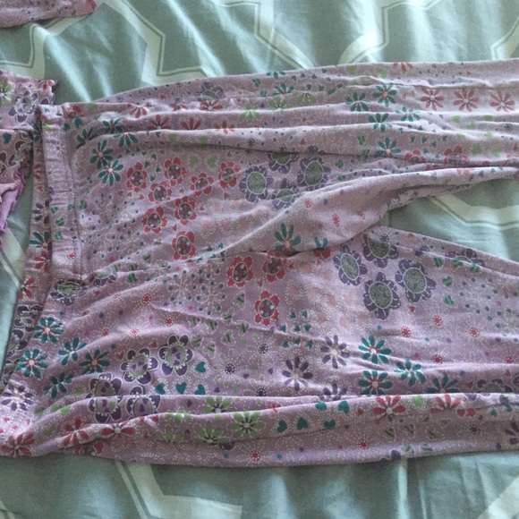 Pj set - Picture 2 of 4