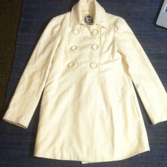 Cream Ivory baby doll peacoat.