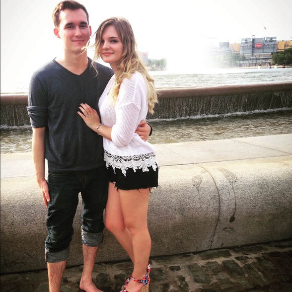 Meet your Posher, Ashley - Picture 1 of 1