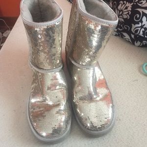 Sparkly Uggs!