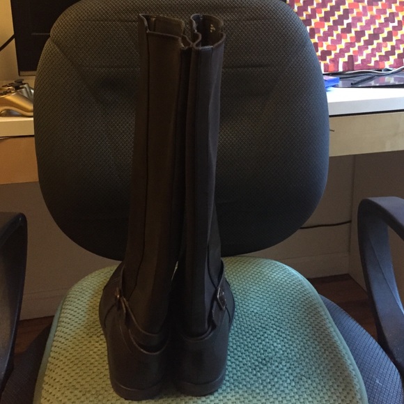 Ann Taylor loft boots - Picture 3 of 4