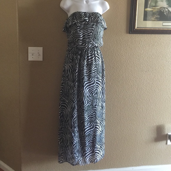 Lster maxi dress size small black and white zebra