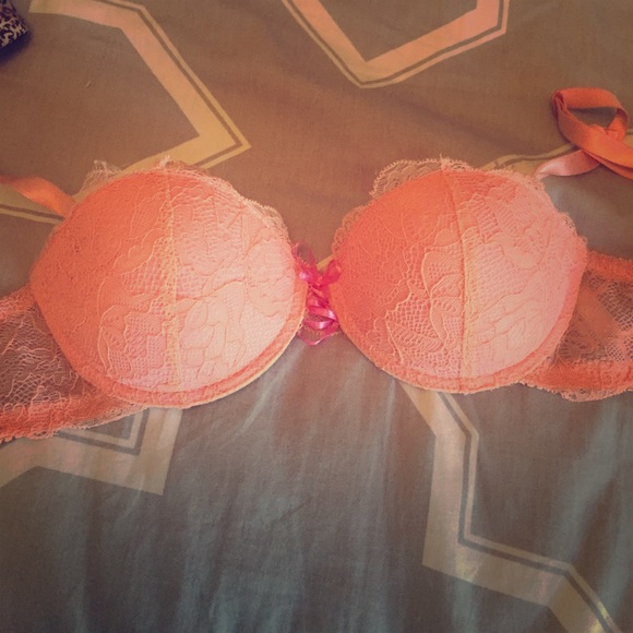 Push up bra