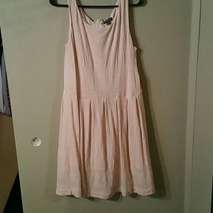 Fun print light pink dress