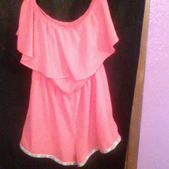 Charlotte russe strapless Romper