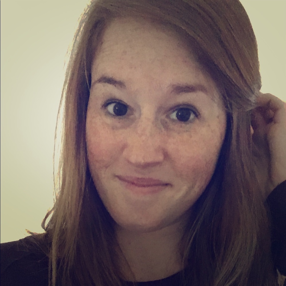 Meet your Posher, Adrienne