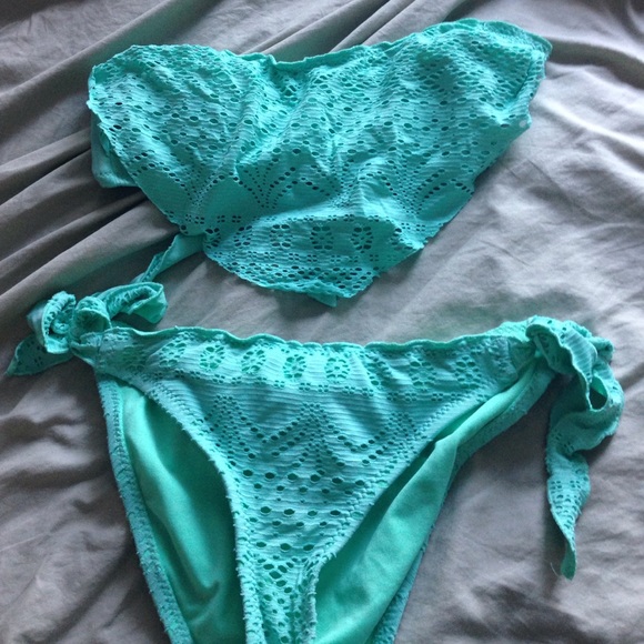 knit turquoise bikini