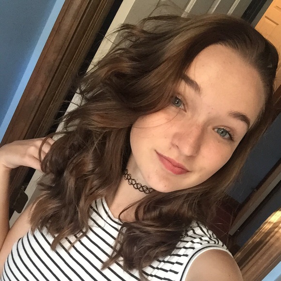 Meet your Posher, Megan - Picture 1 of 1