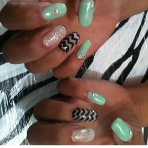 Meet your Posher, Tania