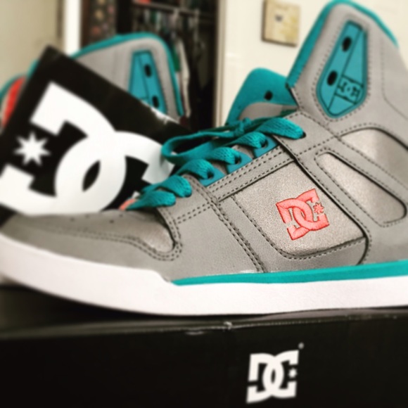 Brand new DC high tops! Still in the box! - Picture 1 of 1