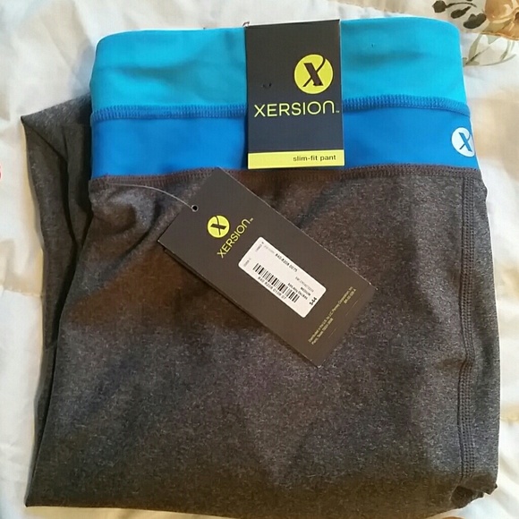 jcpenney Pants - NWT XERSION slim fit yoga pant M