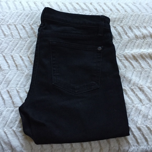 Rock & Republic black zip jeans