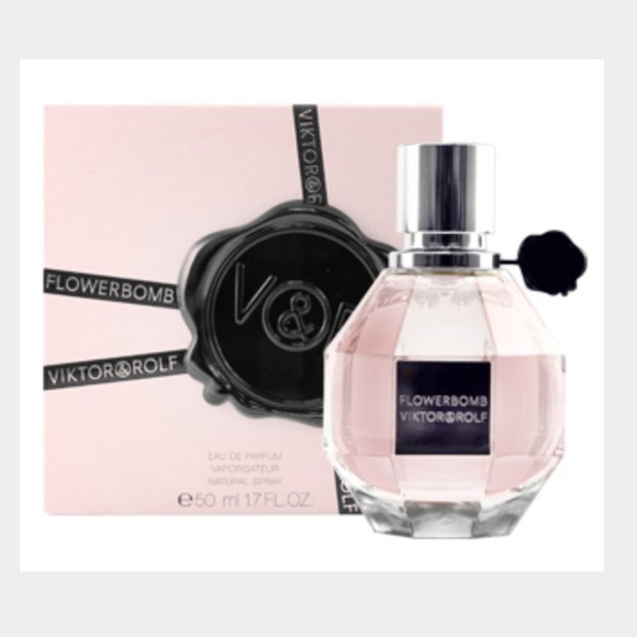 SOLD Flowerbomb perfume - Picture 1 of 3