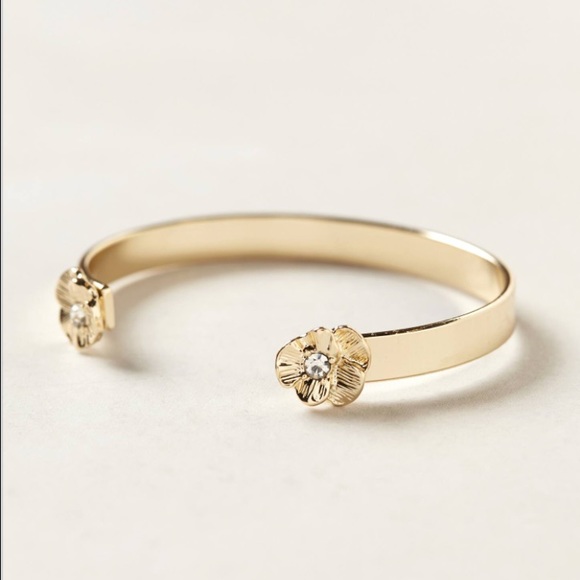 🎉HP🎉fleur cuff - Picture 4 of 4