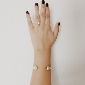 🎉HP🎉fleur cuff