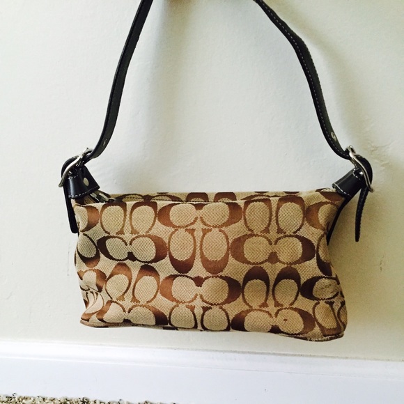 Authentic COACH purse - Picture 3 of 3