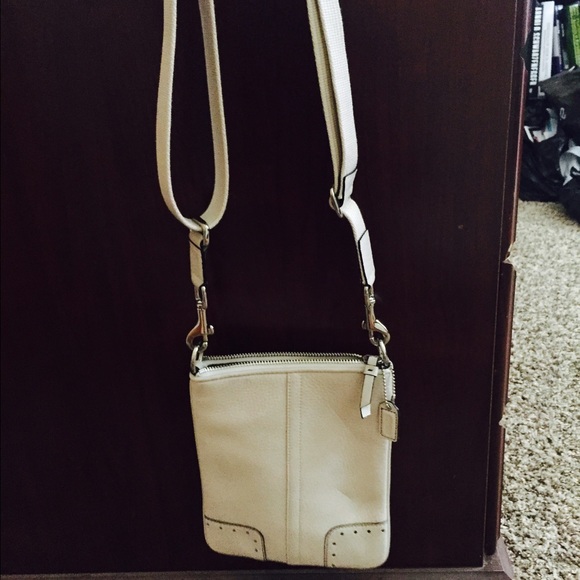 Authentic COACH purse - Picture 2 of 3