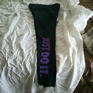 Womans nike leggings