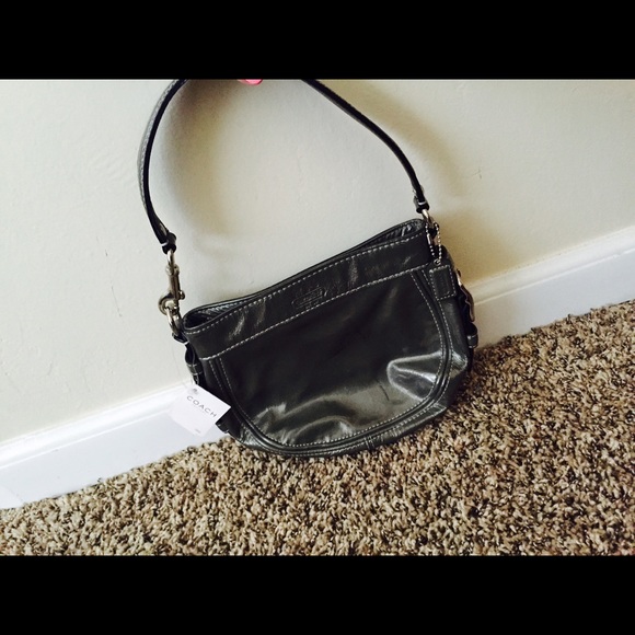 Authentic Coach purse - Picture 2 of 4