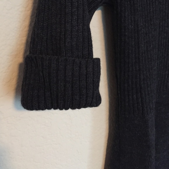 Wool Quarter-Sleeve Grey Dress - Picture 4 of 4