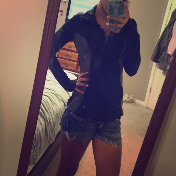 Buckle Jean Shorts