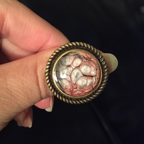 💥SALE 🎉Handmade abstract art ring - Picture 1 of 4