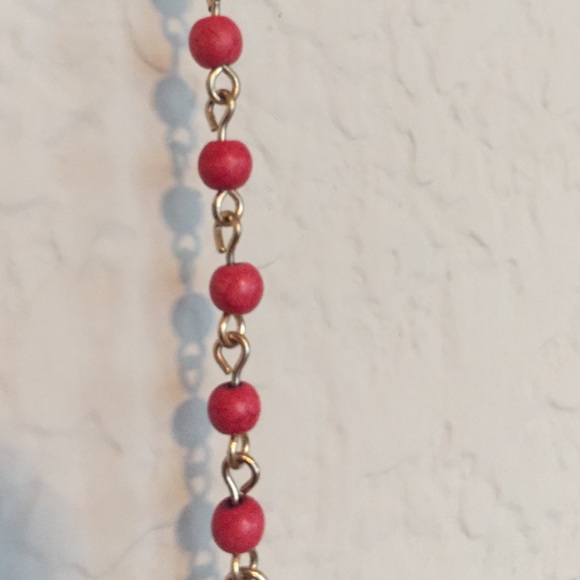 Coral Finger Bracelet - Picture 3 of 3