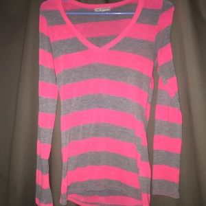 pink and gray striped top