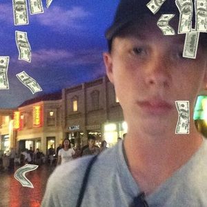 Meet your Posher, Drew