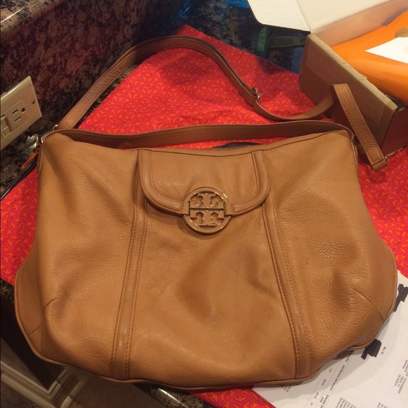 Tory Burch Amanda Crossbody Hobo