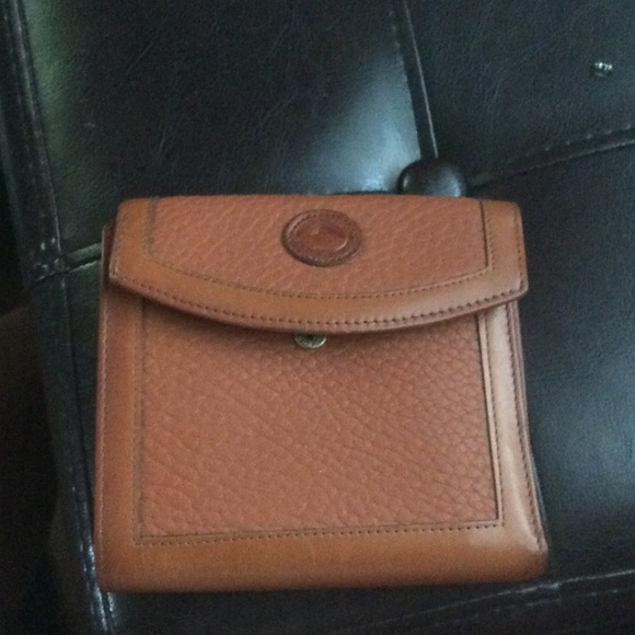 Dooney & Bourke wallet