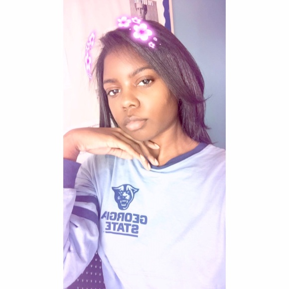 Meet your Posher, Naiya - Picture 1 of 1