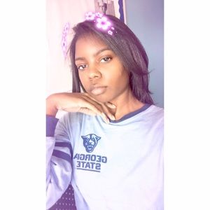 Meet your Posher, Naiya