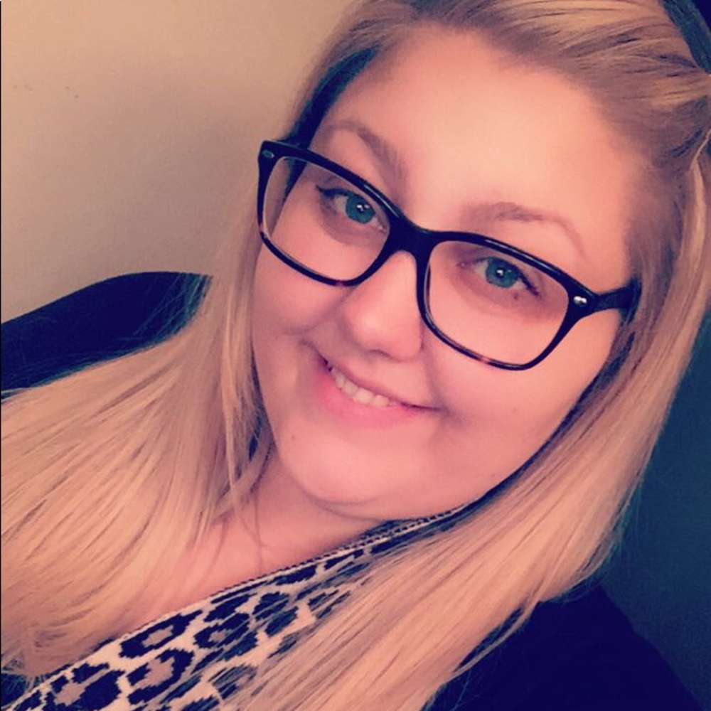 Meet your Posher, Marisa