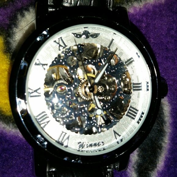 Luxury Watch - Picture 2 of 4