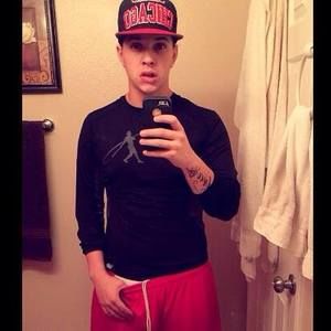 Meet your Posher, Brandon